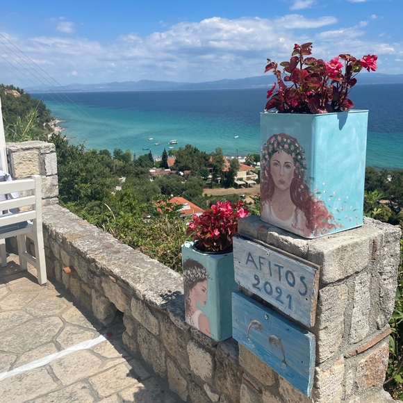 Meet your Posher, Ivan - Picture 2 of 3